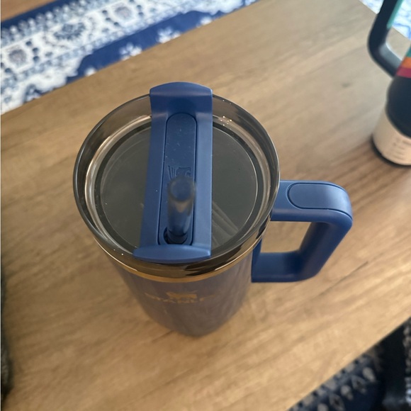 Stanley Night Fall Gloss Deco H2.O FlowState Tumbler 40oz - Picture 3 of 5